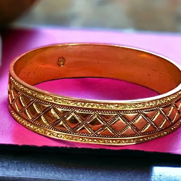 House of Harlow 1960 Aztec 18k Gold Plated Swarovski Crystal Bangle Bracelet - Picture 5 of 5